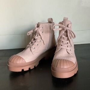 Universal Thread Women's Chunky Canvas Combat Booties